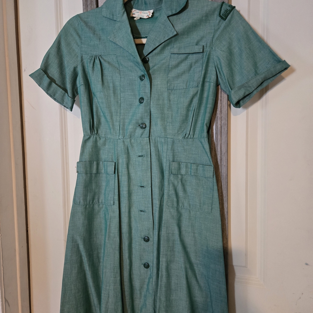 Chic Teal Button-Down Midi Dress